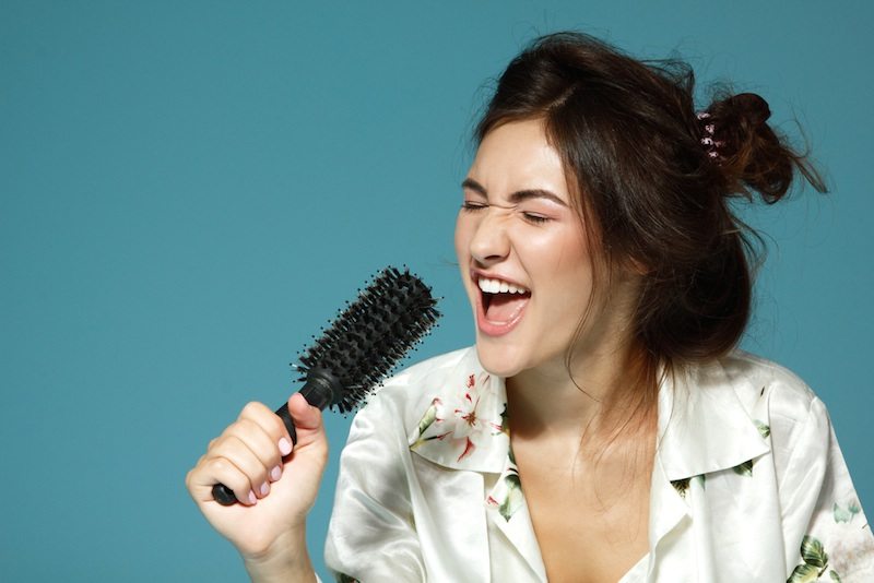 How To Improve Your Singing Voice: The 16 Keys